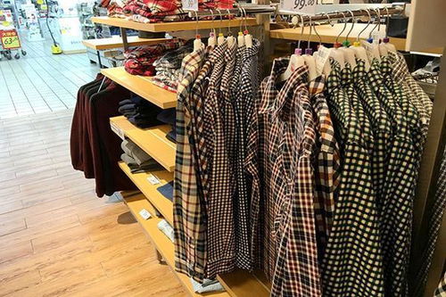 新買(mǎi)的衣服要不要先洗了再穿？聽(tīng)完賣(mài)家的話(huà)，慶幸自己沒(méi)做錯(cuò)